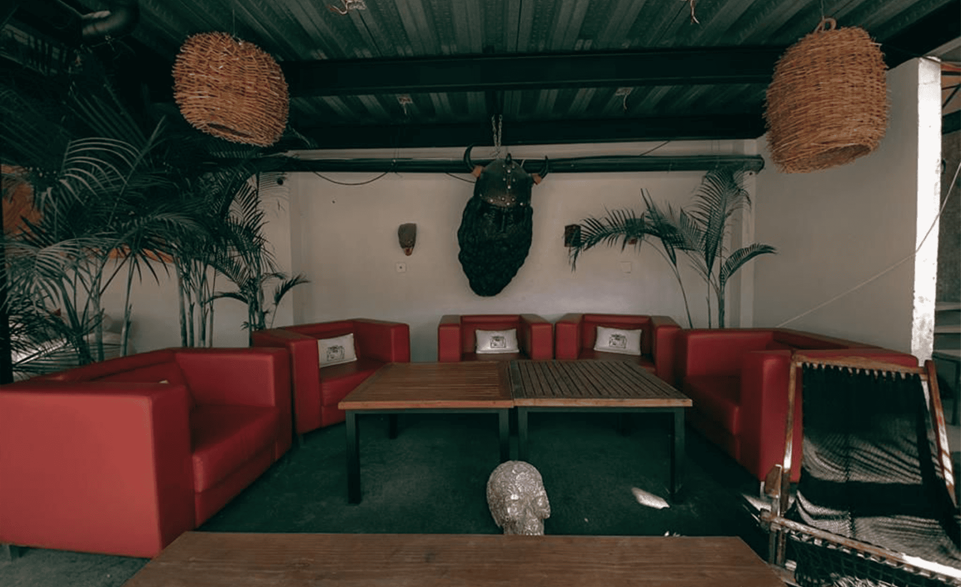 lounge-1.png